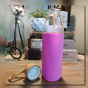 17 Oz Glass Water Bottle with Bamboo Lid, Silicone